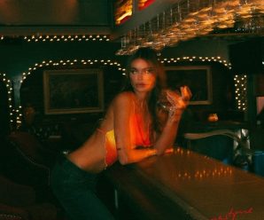 The Chainsmokers – Summertime Friends