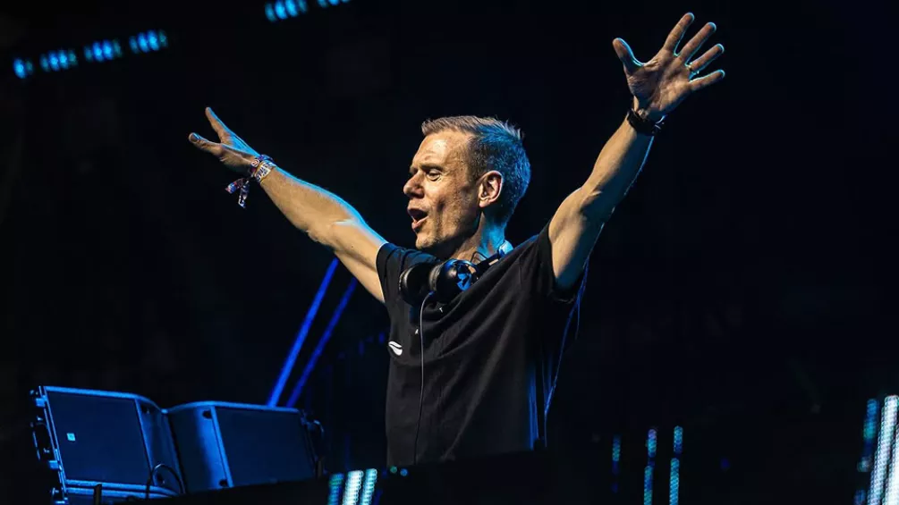 Armin van Buuren Announces F2F Sets Coming to [UNVRS] Ibiza