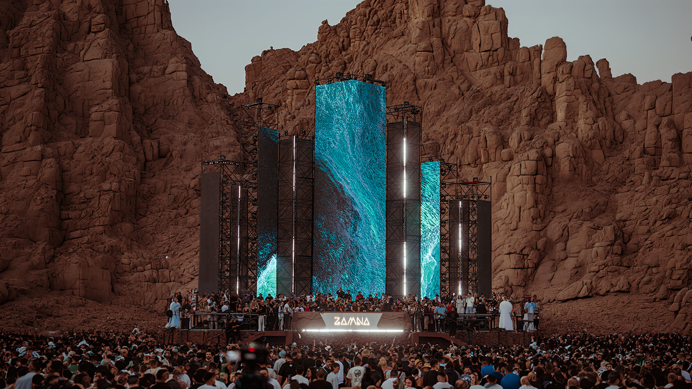 Zamna Returns to Egypt's Sinai Beach with Massive Lineup