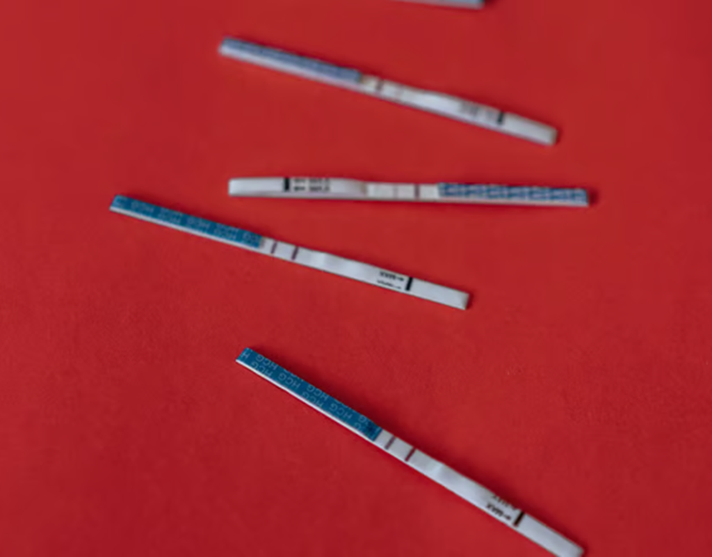 California Nightclubs Now Required to Offer Drug Testing Strips and Drink Lids