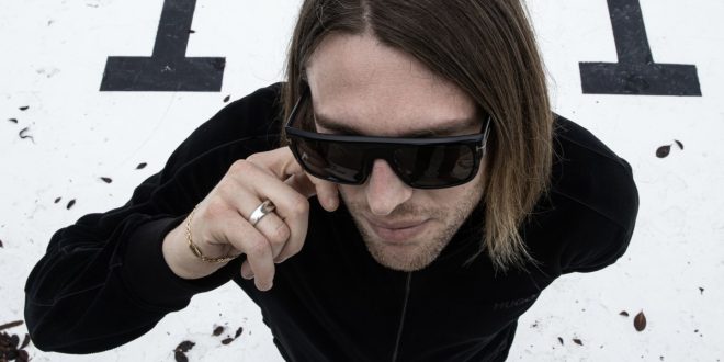 Ae:ther Elevates Melodies in ‘X Is For Lovers’