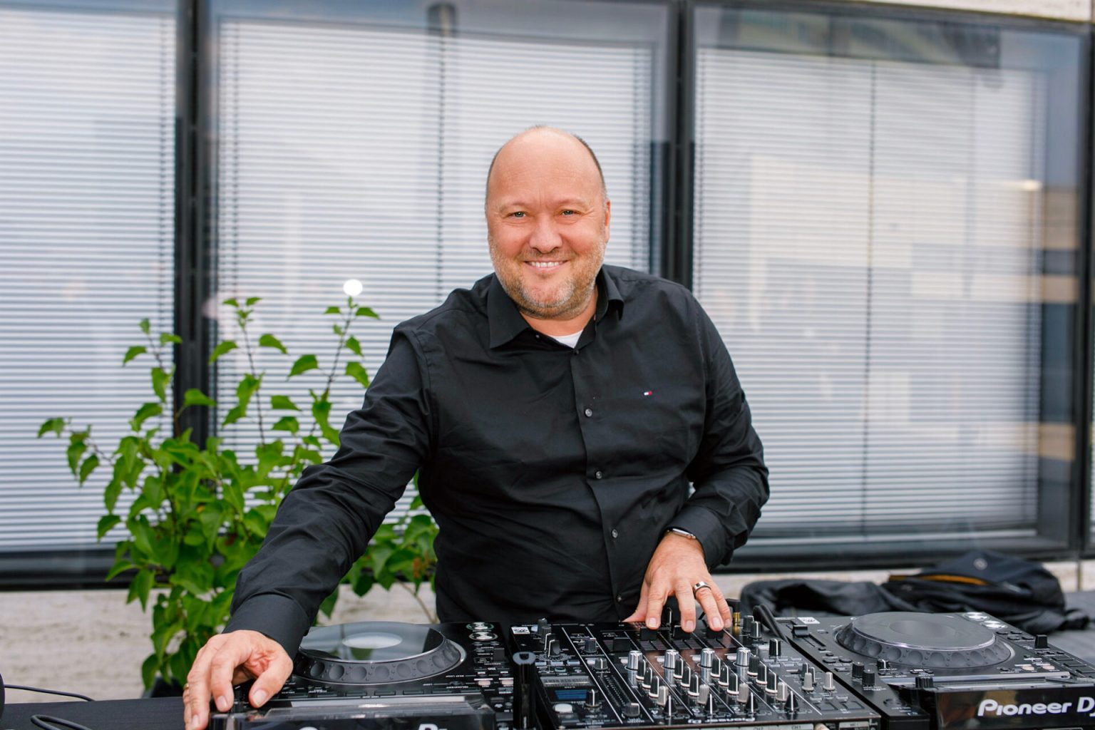 Where Emotion Meets the Dancefloor: MikeR’s 'Wherever You Go' Is Out Now